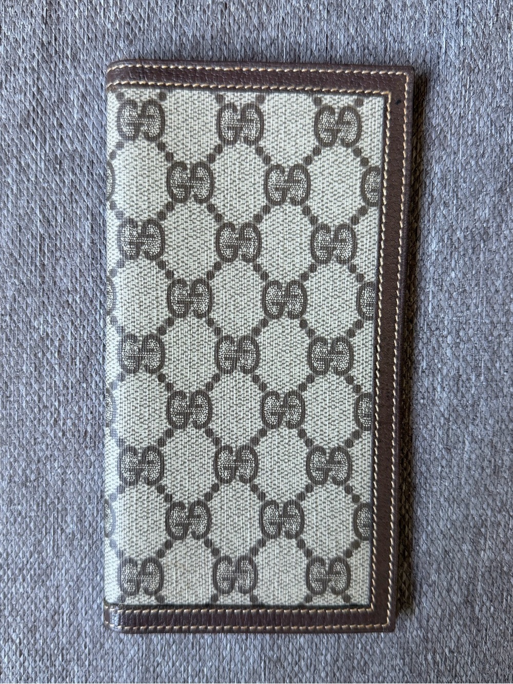 GUCCI vintage checkbook cover